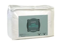 Couette Chaude Microfibre Anti-Acariens 220x240cm
