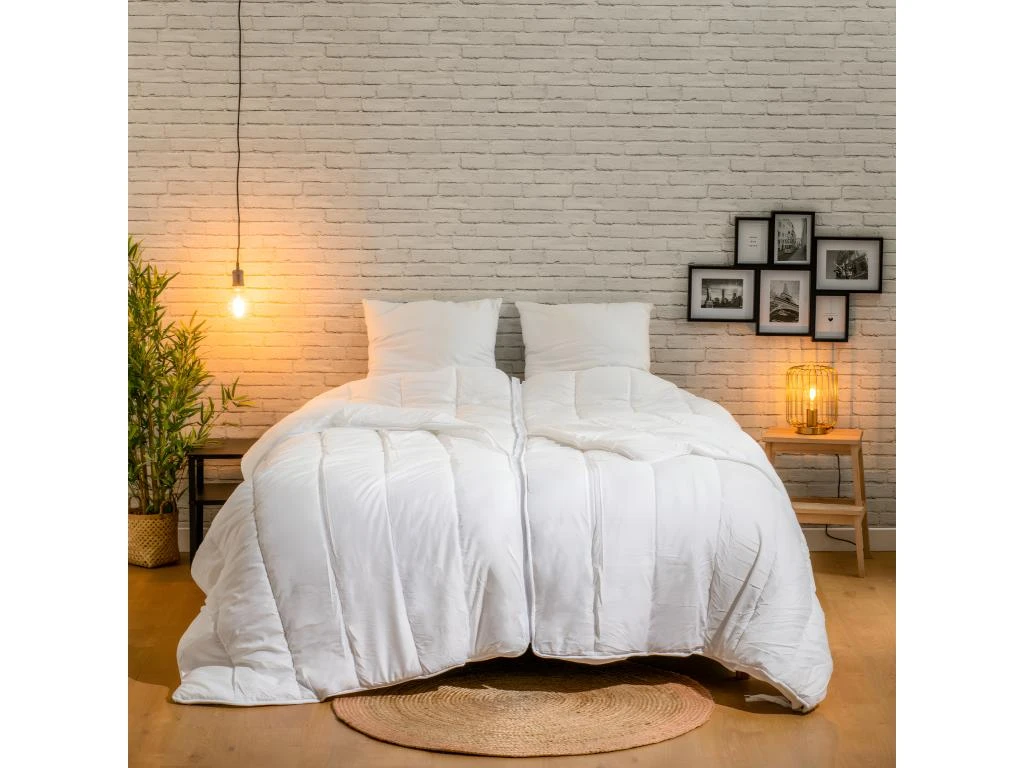 Couette Chaude Adaptable Pour 2 - Spécial Couples 240x260cm 7 Couette Chaude Adaptable Pour 2 - Spécial Couples 240x260cm – Image 5