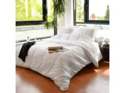 Couette Légère Anti Transpirante 200 Gr/m² 140 X 200 Cm Pour Lit 1 Place 90 X 190 Cm 10 Couette Légère Anti Transpirante 200 Gr/m² 140 X 200 Cm Pour Lit 1 Place 90 X 190 Cm -Meubles Soldes Boutique couette 8896503