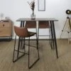 TIANO - Ensemble Table Haute Effet Bois + 4 Tabourets Simili