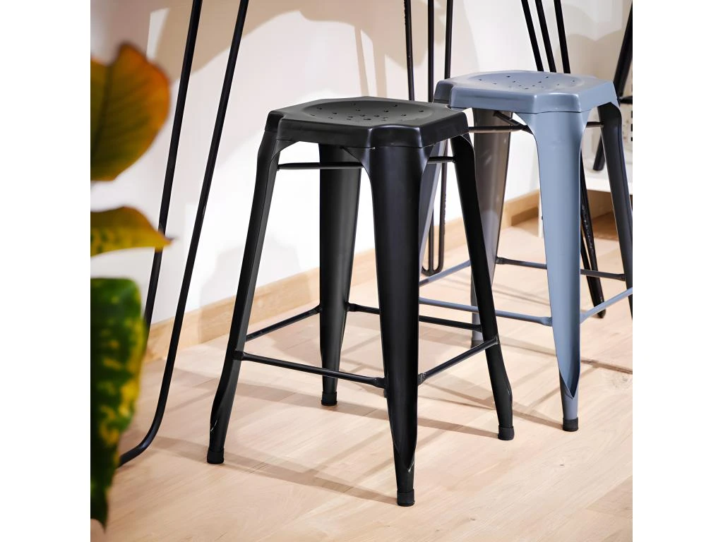 Lot 2 Tabourets De Bar H.65 Cm Métal Gris Et Perforations - METALICA 4 Lot 2 Tabourets De Bar H.65 Cm Métal Gris Et Perforations - METALICA – Image 2